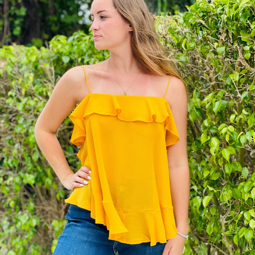 Ruffle Top